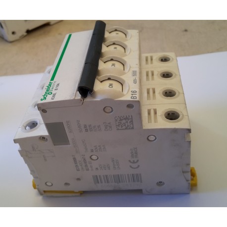 Schneider - Interruttore automatico magnetotermico B 16A 400V 15k 4P