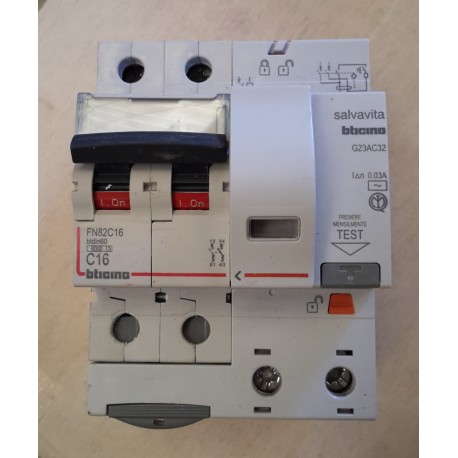 INTERRUTTORE + SALVAVITA C16 FN82C16 + G23AC32