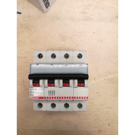 BTICINO - INTERRUTTORE MAGNETOTERMICO 4P