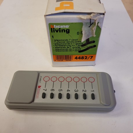 BTICINO - 4482/7 - TELECOMANDO 7 CANALI SERIE LIVING GRIGIO