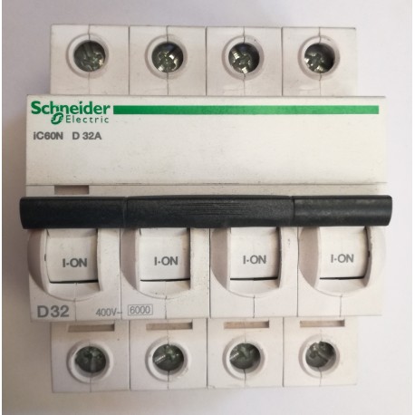 SCHNEIDER - A9F75432 - INTERRUTTORE 4P TIPO D 32A